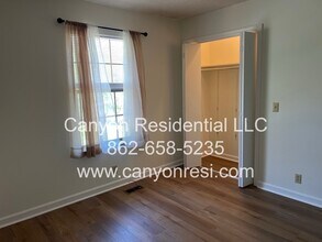 2494 Shenandoah Dr in Chattanooga, TN - Building Photo - Building Photo