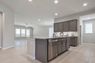 5839 Brimstone Hill Ln in Conroe, TX - Building Photo - Building Photo