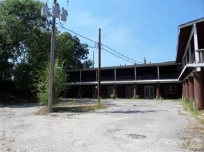 404 School St in Waynesville, MO - Building Photo - Building Photo