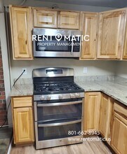 1207 E Gaylene Cir in Sandy, UT - Building Photo - Building Photo