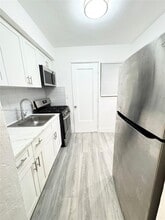 7435 Byron Ave in Miami Beach, FL - Building Photo - Building Photo
