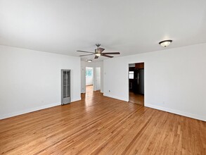 2153-55-2155 Mendocino Blvd in San Diego, CA - Building Photo - Building Photo
