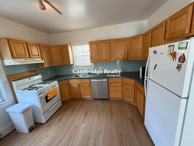 42 Holyoke Rd, Unit 2