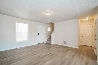 2640 Whimswillow Dr in Columbus, OH - Building Photo - Building Photo
