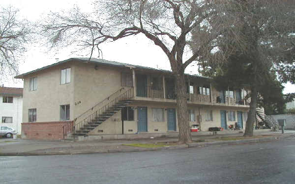 239 Montclair Ave in San Jose, CA - Foto de edificio - Building Photo