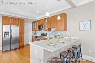 52 Stanley Ave in Medford, MA - Foto de edificio - Building Photo