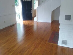 815 Buena Vista Dr in Tallahassee, FL - Building Photo - Building Photo