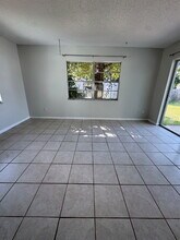 283 Almansa Rd in St. Augustine, FL - Foto de edificio - Building Photo