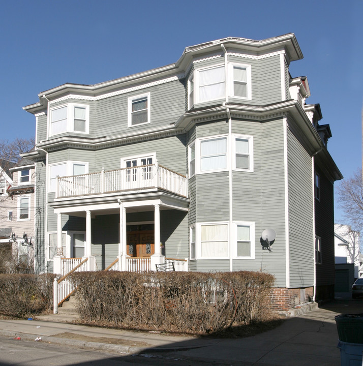 54 Gardner St in Allston, MA - Building Photo