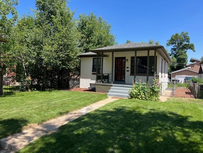 5048 Newton St in Denver, CO - Building Photo - Building Photo