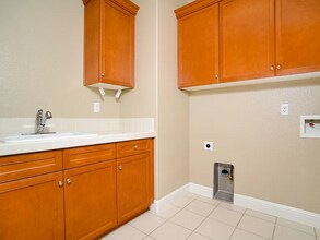 5192 Piazza Pl in El Dorado Hills, CA - Building Photo - Building Photo