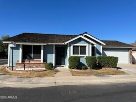 314 E Hartford Ave in Phoenix, AZ - Building Photo