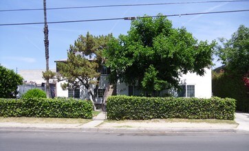 11921 Hart St in North Hollywood, CA - Building Photo - Building Photo