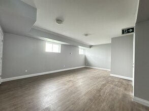 320 Tremblay Rd in Ottawa, ON - Building Photo - Building Photo