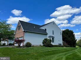 210 Kimberton Dr in Blue Bell, PA - Building Photo