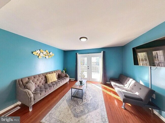 2917 Hickory Leaf Way in Silver Spring, MD - Building Photo - Building Photo