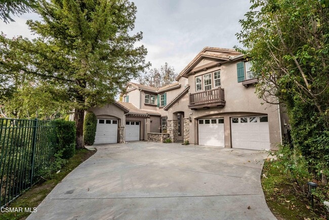 504 Rustic Hills Dr in Simi Valley, CA - Building Photo - Building Photo