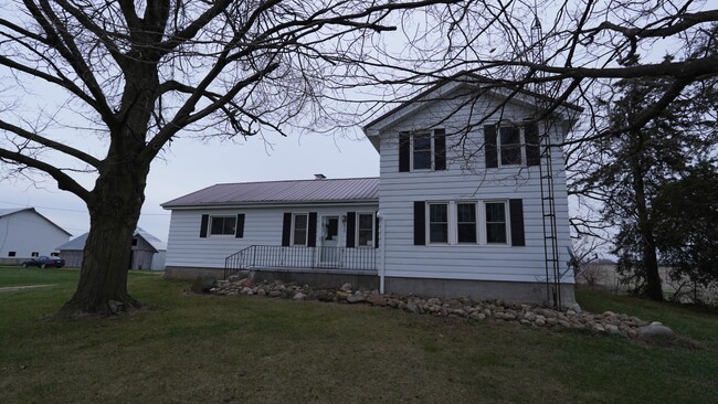 6551 Abbott Rd in Reading, MI - Building Photo - Building Photo
