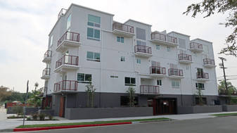 5455 Inglewood Blvd Apartments