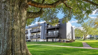 Compass Vista in Nashville, TN - Building Photo - Building Photo