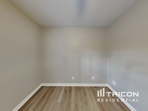 227 Piedmont Dr in Senoia, GA - Building Photo - Building Photo