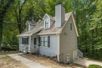 3008 Cardinal Dr in Lithia Springs, GA - Building Photo - Building Photo