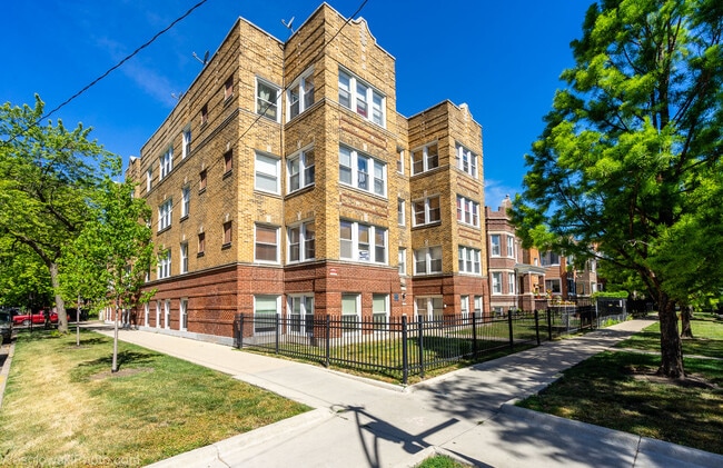 4900 N Lawndale Ave in Chicago, IL - Building Photo - Building Photo
