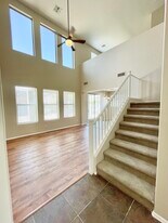 15377 W MacKenzie Dr in Goodyear, AZ - Building Photo