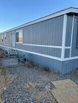 2746 Hummingbird St in Spring Creek, NV - Building Photo