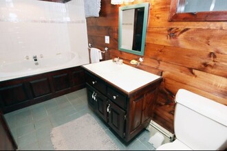 10 N Dearborn St in Chicago, IL - Building Photo - Building Photo