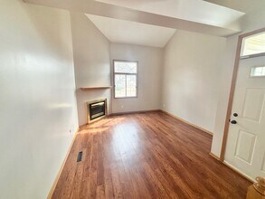 15571 Garnet Way in Apple Valley, MN - Building Photo - Building Photo