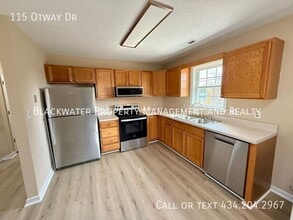 115 Otway Dr in Madison Heights, VA - Building Photo - Building Photo