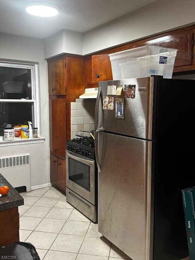 185 Watsessing Ave in Bloomfield, NJ - Building Photo - Building Photo