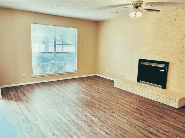 4401 Altamesa Blvd in Fort Worth, TX - Building Photo - Building Photo