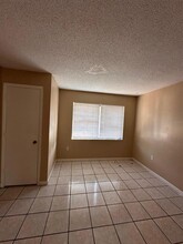 5879 Curry Ford Rd in Orlando, FL - Building Photo - Building Photo