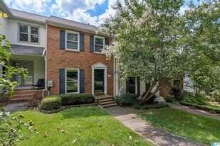 1659 Ashwood Ln in Birmingham, AL - Building Photo