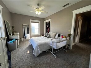 1445 C St, Unit 1445 C Street in Lincoln, NE - Foto de edificio - Building Photo