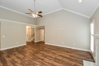 117 Lakeside Ct in Nashville, TN - Building Photo - Building Photo