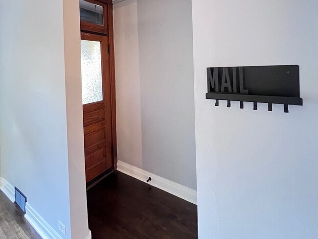 2447 N Mozart St in Chicago, IL - Building Photo - Building Photo