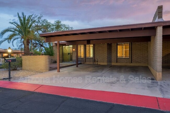 property at 510 W Cll Lago