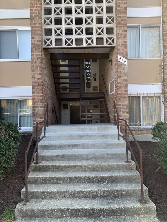 property at 514 Wilson Bridge Dr