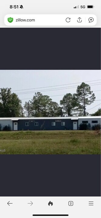 109 Latroy Cooley Rd in Lucedale, MS - Building Photo