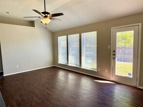 225 Amherst Dr in Forney, TX - Building Photo - Building Photo