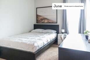 Room in Shared 5 bed/2 bath home in Austin, TX - Building Photo