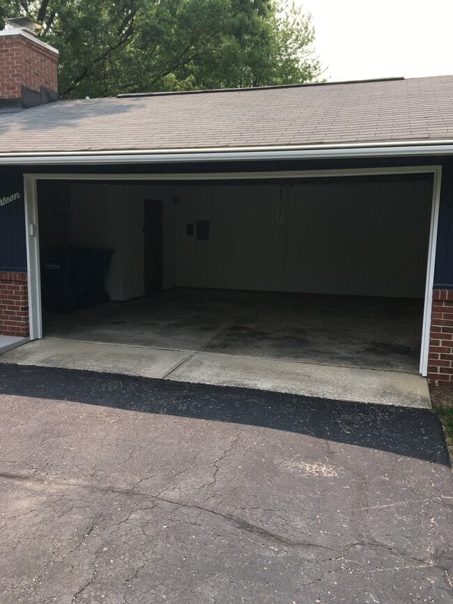 518 Lexington Blvd in Carmel, IN - Building Photo - Building Photo