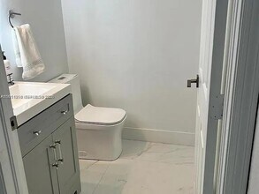 9243 SW 227th Terrace in Cutler Bay, FL - Building Photo - Building Photo