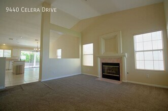 9440 Celera Dr in Las Vegas, NV - Building Photo - Building Photo