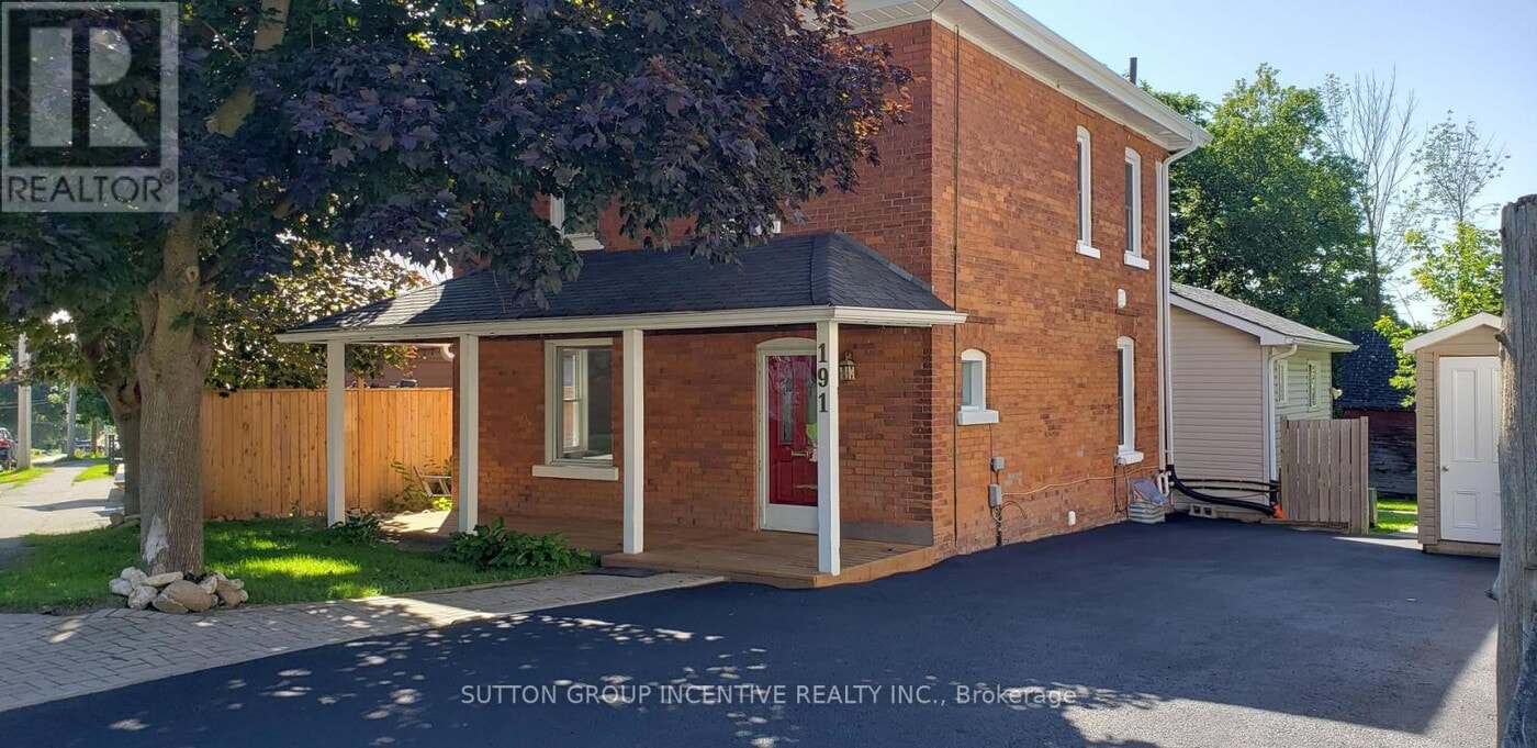 191 Nottawasaga St in Orillia, ON - Building Photo