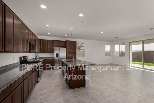 23970 N 148th Dr in Sun City West, AZ - Building Photo - Building Photo