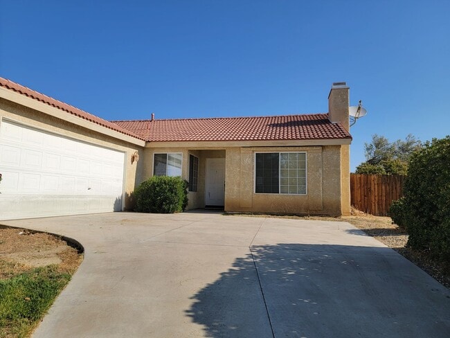 3719 Mt Lassen Ave in Rosamond, CA - Building Photo - Building Photo
